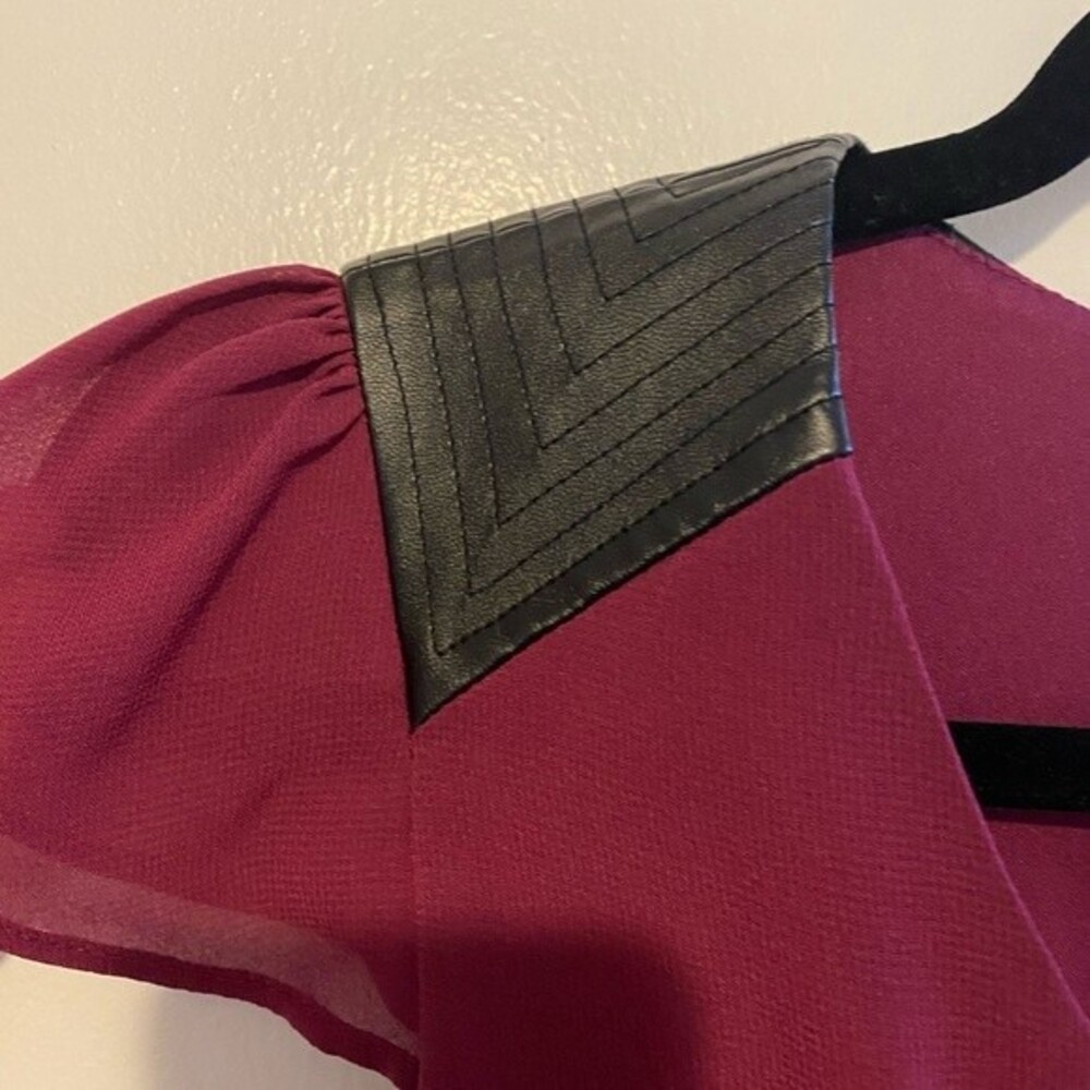 GUESS Purple Dress with Leather Shoulder Detailing 0 - Picture 4 of 5